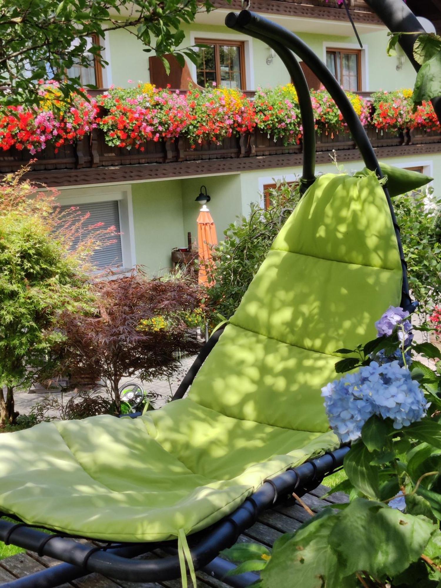 Pension Holzapfel Sankt Georgen im Attergau Exteriér fotografie